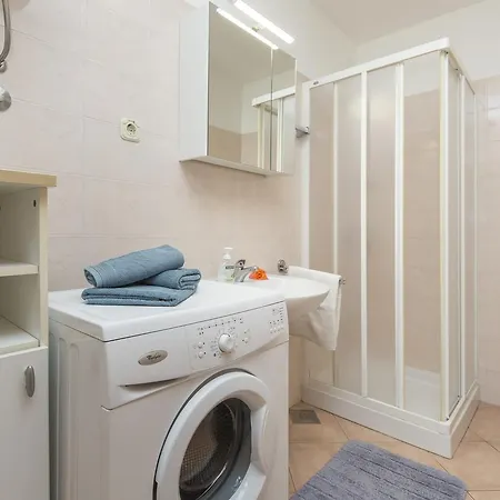 Apartments Radovic Labin  Exterior photo