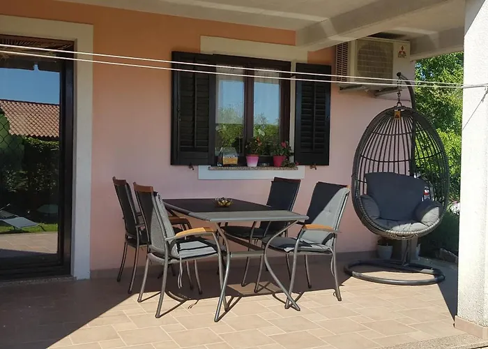 Apartments Radovic